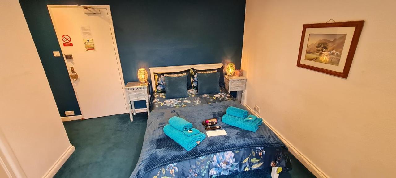 Holly Cottages Боунес он Уиндърмиър Екстериор снимка